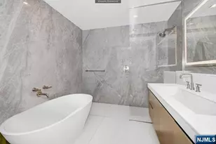 320 Adolphus Ave 1104, Cliffside Park, NJ 07010 - Photo 4