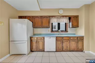 118 Lexington Ave, Bloomfield, NJ 07003 - Photo 14