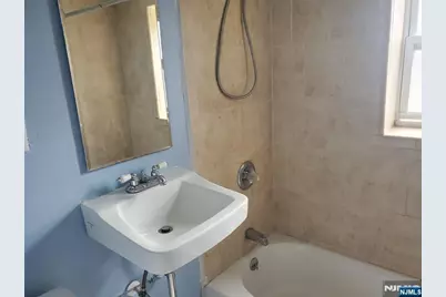 143 Bergen Boulevard 2 #2, Palisades Park, NJ 07650 - Photo 10