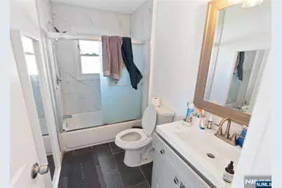 289 Leonia Avenue, Bogota, NJ 07603 - Photo 8