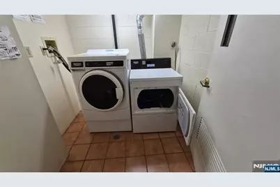 55 Clinton Place 304 #304, Hackensack, NJ 07601 - Photo 14