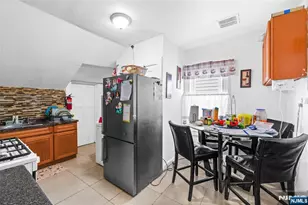 183 Walnut St, Paterson, NJ 07522 - Photo 8