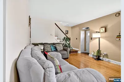 10 North Drive, East Brunswick Township, NJ 08816 - Photo 6