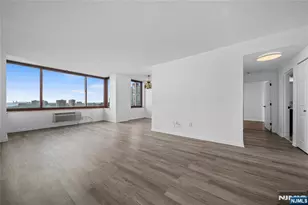 100 Old Palisade Road 3508, Fort Lee, NJ 07024 - Photo 2