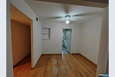 180 Hillside Avenue K1 #K1, Leonia, NJ 07605 - Photo 6
