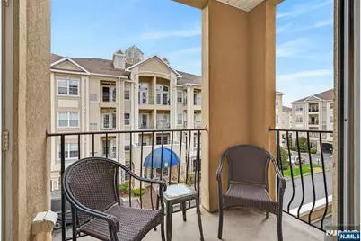 9210 Ravenscroft Road 627 #627, Clifton, NJ 07013 - Photo 12