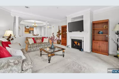 9210 Ravenscroft Road 627 #627, Clifton, NJ 07013 - Photo 6