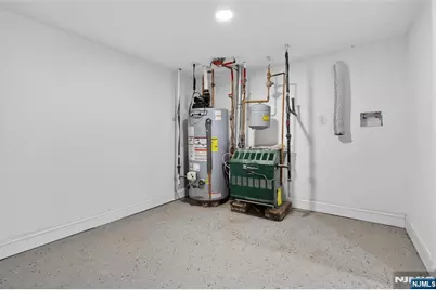 182 Maple Avenue, East Orange, NJ 07017 - Photo 26