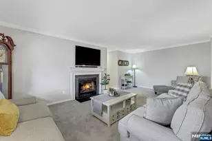 1712 Faulkner Ct, Mahwah, NJ 07430 - Photo 6