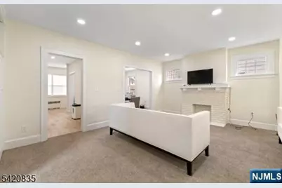 39 Hurden Street, Hillside, NJ 07205 - Photo 4