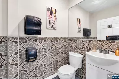 166 Getty Avenue, Paterson, NJ 07503 - Photo 6