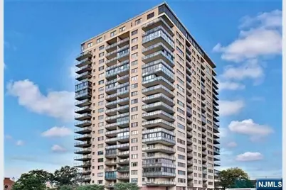 1203 River Road 17M #17M, Edgewater, NJ 07020 - Photo 1