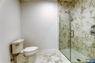 15-27 Royal Ave 210, Hawthorne, NJ 07506 - Photo 8