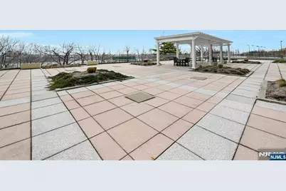 1530 Palisade Avenue 27D #27D, Fort Lee, NJ 07024 - Photo 14