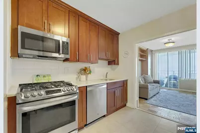 1530 Palisade Avenue 27D #27D, Fort Lee, NJ 07024 - Photo 26