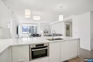 9 Ave At Port Imperial 513, West New York, NJ 07093 - Photo 6