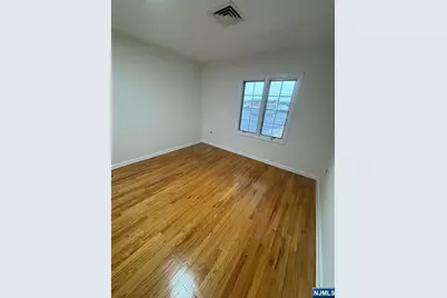 53 W Palisade Avenue 206 Duplex #206 Duplex, Englewood, NJ 07631 - Photo 18