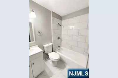 201 12th 11 #11, Palisades Park, NJ 07650 - Photo 6