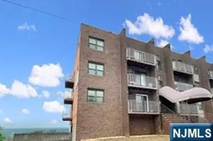 201 12th 11, Palisades Park, NJ 07650 - Photo 10