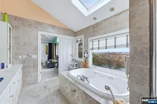 703 Stewart St, Ridgefield, NJ 07657 - Photo 22