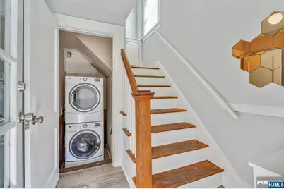 23 Meeker Place 2nd Floor #2nd Floor, Millburn, NJ 07041 - Photo 14