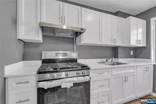 208 Anderson Street S4C, Hackensack, NJ 07601 - Photo 2