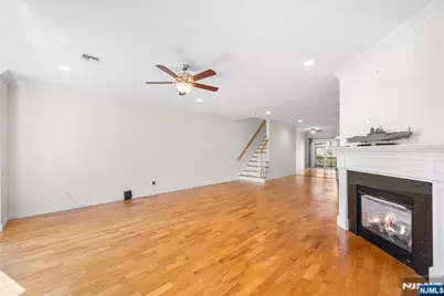 233 5th Street B #B, Fairview, NJ 07022 - Photo 4