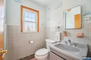 151 Arlington Blvd, North Arlington, NJ 07031 - Photo 22