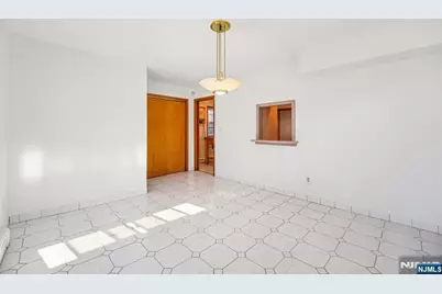 151 Arlington Boulevard, North Arlington, NJ 07031 - Photo 16