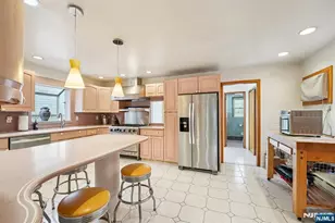 151 Arlington Blvd, North Arlington, NJ 07031 - Photo 12