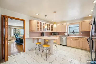 151 Arlington Boulevard, North Arlington, NJ 07031 - Photo 10