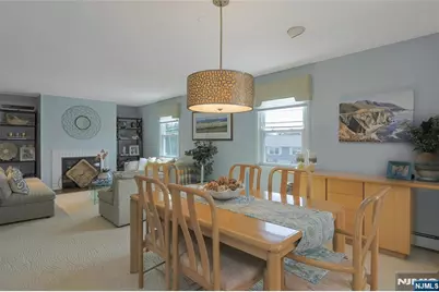 51 Prospect Street, Waldwick, NJ 07463 - Photo 10