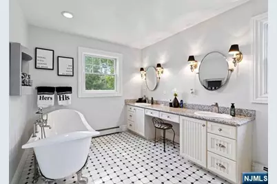 27 Ringwood Lane, West Milford, NJ 07421 - Photo 14