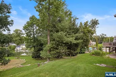 27 Ringwood Lane, West Milford, NJ 07421 - Photo 26