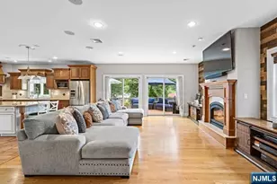 27 Ringwood Ln, West Milford, NJ 07421 - Photo 6