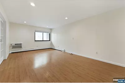 7117 Park Avenue A4 #A4, North Bergen, NJ 07047 - Photo 2