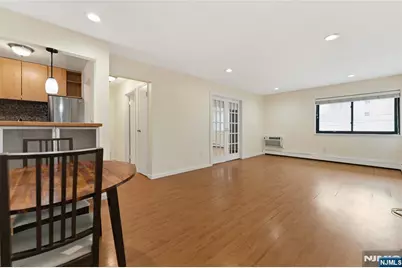7117 Park Avenue A4 #A4, North Bergen, NJ 07047 - Photo 4