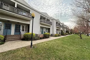 42 Willow Wood Square, East Rutherford, NJ 07073 - Photo 26