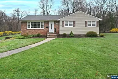 40 Woodside Road, Wyckoff Township, NJ 07481 - Photo 1