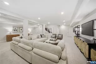 12 Belmont Pl, Oakland, NJ 07036 - Photo 8