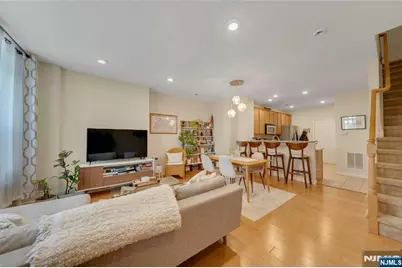 10 Iris Lane 605 #605, Garfield, NJ 07026 - Photo 2