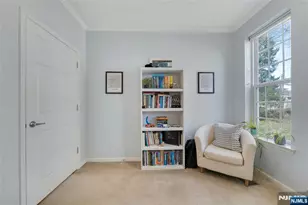 10 Iris Ln 605, Garfield, NJ 07026 - Photo 18