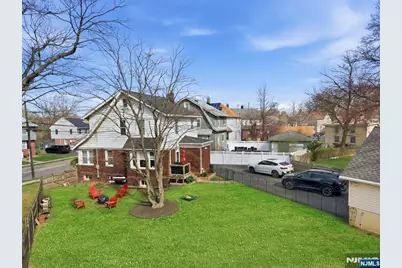 48 Rochelle Avenue, Rochelle Park Township, NJ 07662 - Photo 22