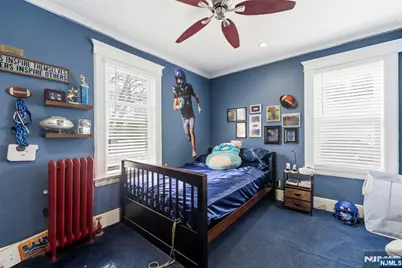 48 Rochelle Avenue, Rochelle Park Township, NJ 07662 - Photo 14