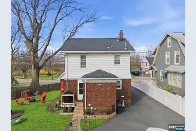 48 Rochelle Avenue, Rochelle Park Township, NJ 07662 - Photo 20