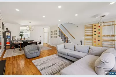 422 Hillside Avenue 5 #5, Palisades Park, NJ 07650 - Photo 8