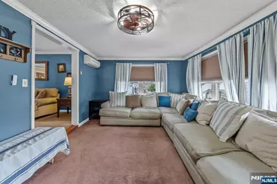 17 Burlington Road, Clifton, NJ 07012 - Photo 8