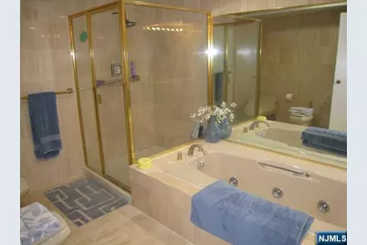 1512 Palisade 3D #3D, Fort Lee, NJ 07024 - Photo 14