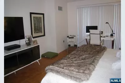 1512 Palisade 3D #3D, Fort Lee, NJ 07024 - Photo 12