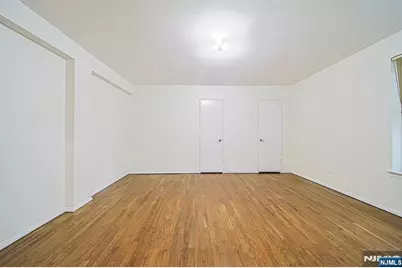 1575 Center Avenue 3F #3F, Fort Lee, NJ 07024 - Photo 16